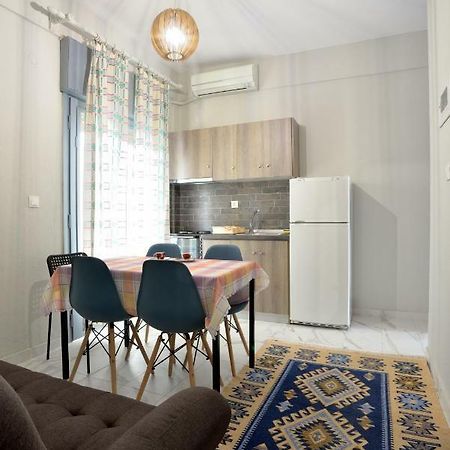 Deluxe Seaside Apartment Konstantinidis 네아 포티데아 외부 사진