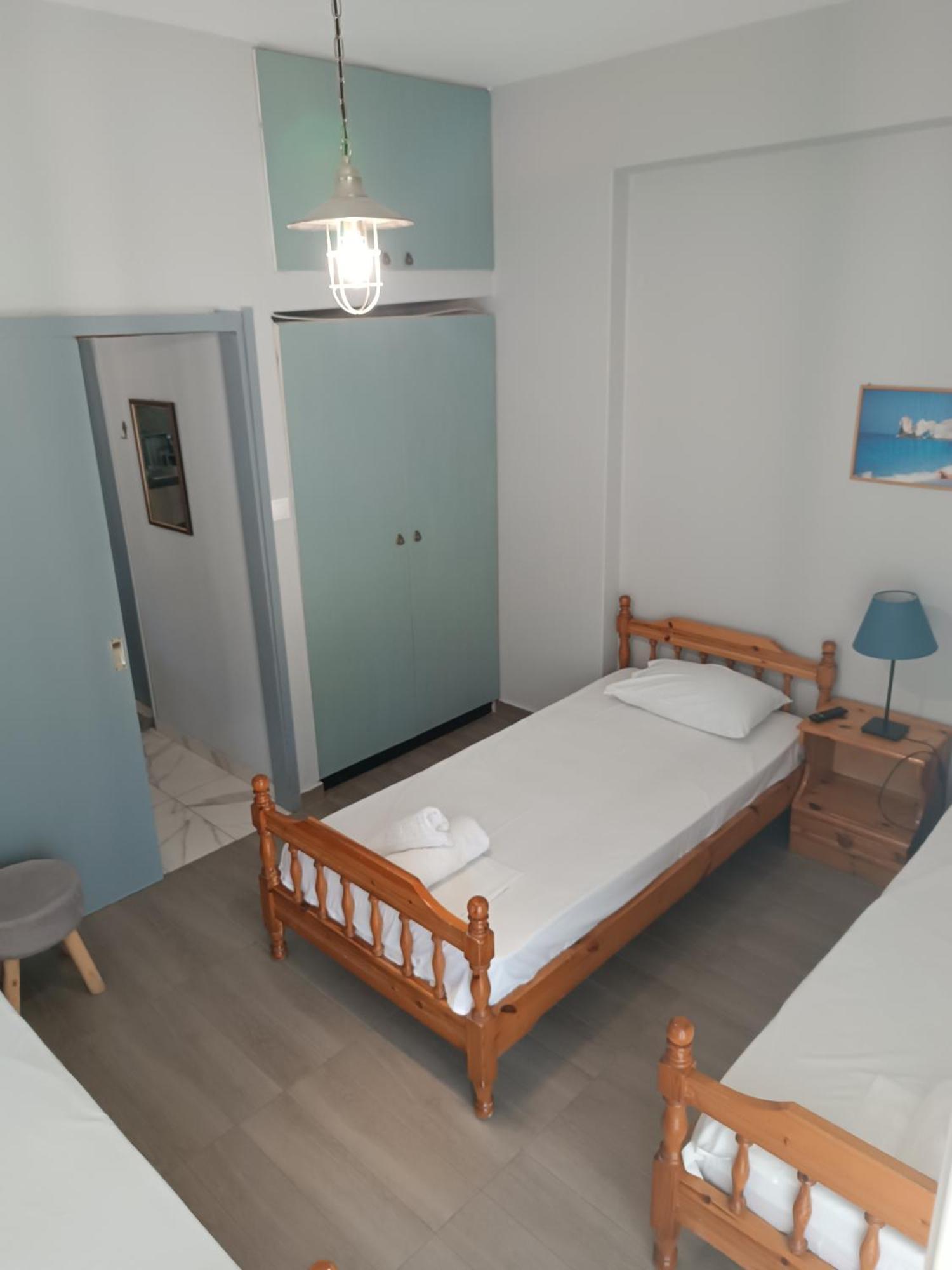 Deluxe Seaside Apartment Konstantinidis 네아 포티데아 외부 사진