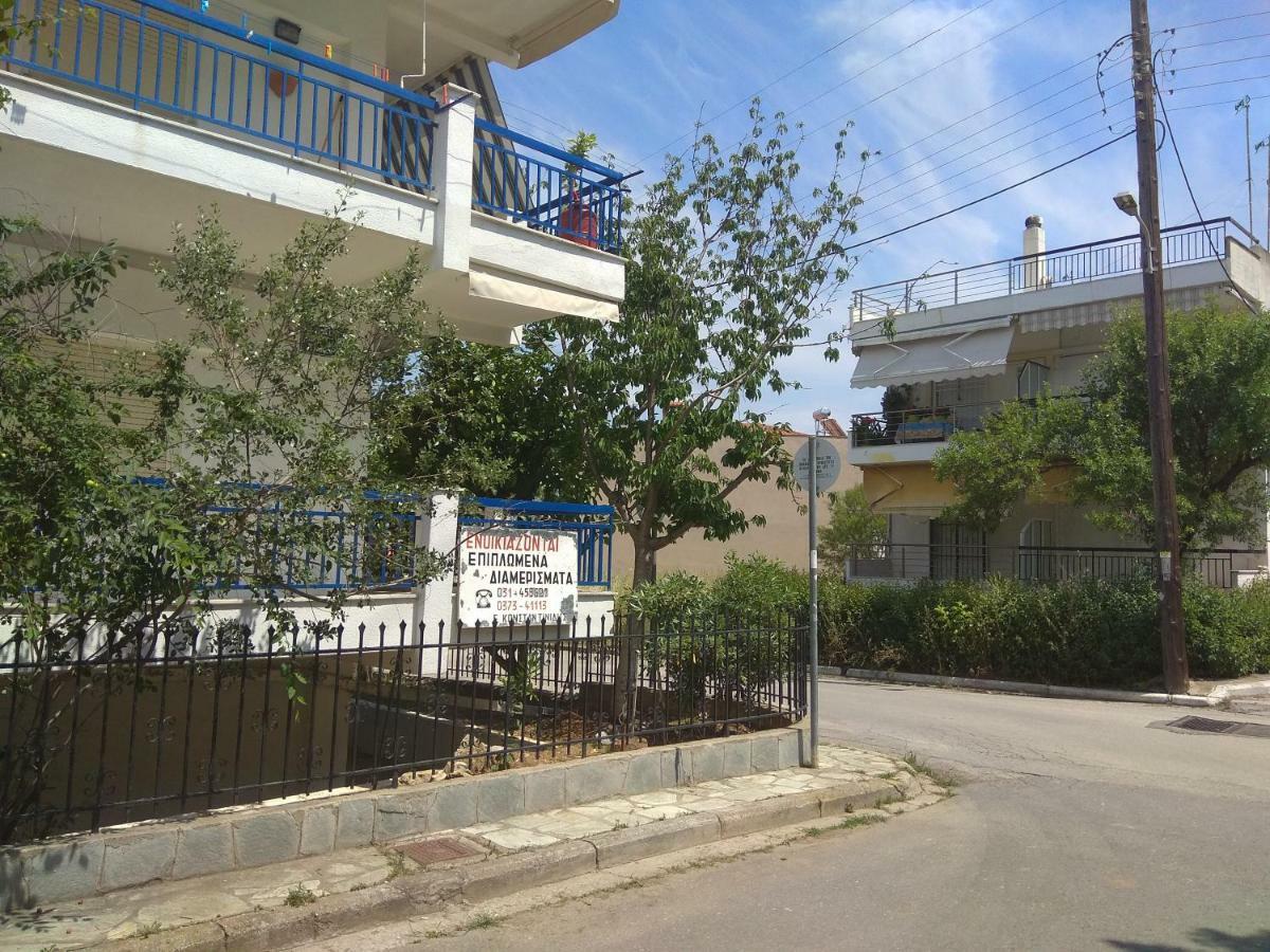 Deluxe Seaside Apartment Konstantinidis 네아 포티데아 외부 사진